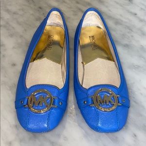 Micheal Kors blue flats